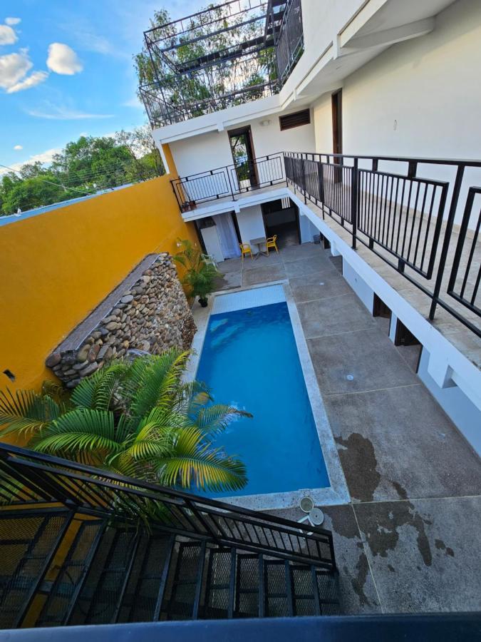 Hotel Victoria Queen Villavieja Exterior foto